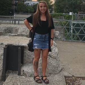 Meet your Posher, Breanna